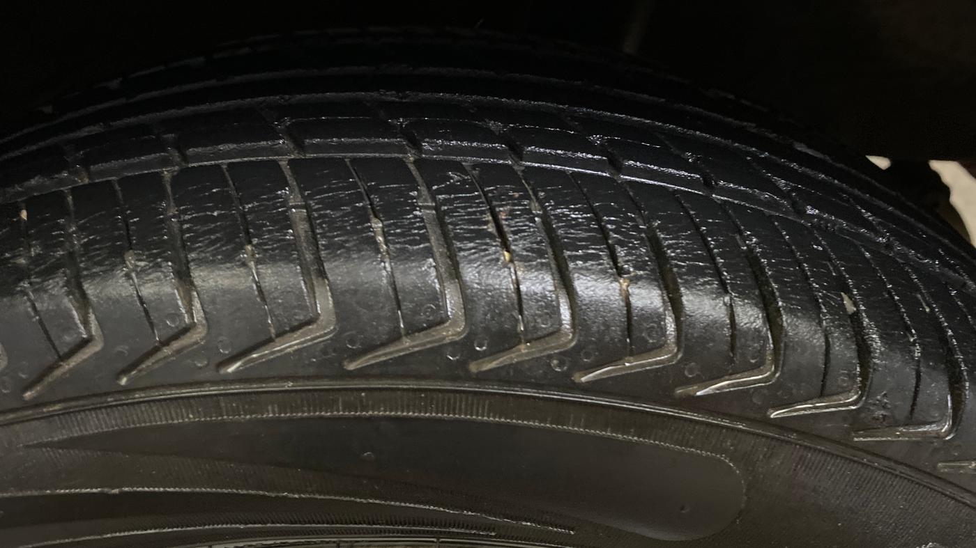 2018 Renault Kwid RXT 1.0 (O), Petrol, Manual, 29,678 km, Left Rear Tyre Tread