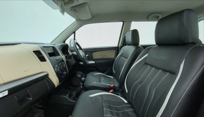 2017 Maruti Wagon R 1.0 LXI, Petrol, Manual, 88,506 km, Right Side Front Door Cabin