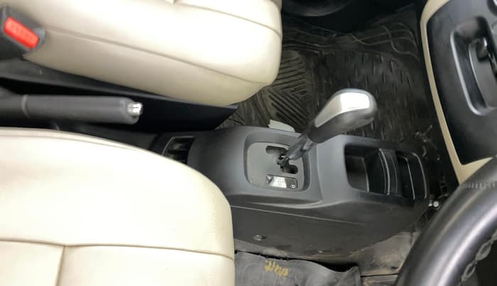 2016 Maruti Wagon R 1.0 VXI AMT, Petrol, Automatic, 74,465 km, Gear Lever