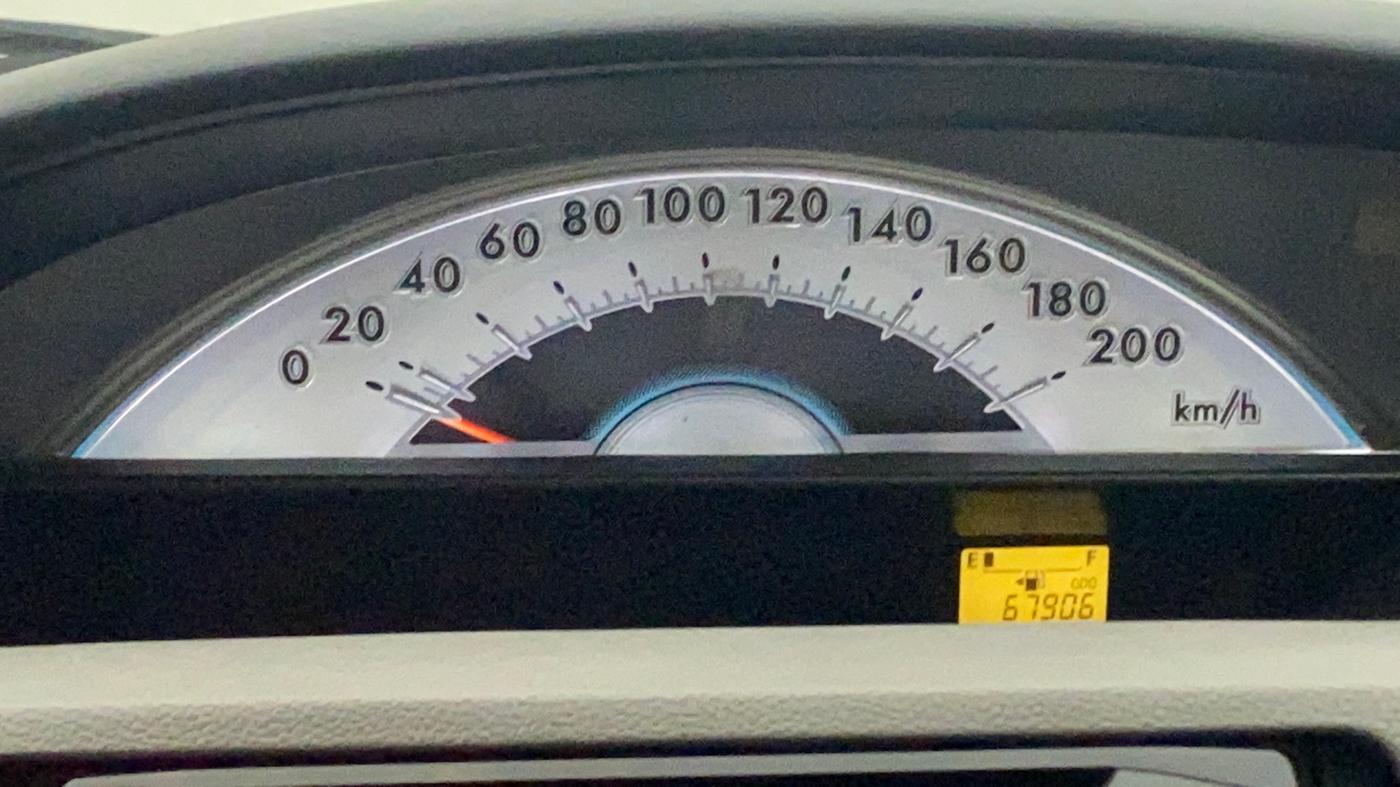 2011 Toyota Etios Liva G, Petrol, Manual, 67,906 km, Odometer Image