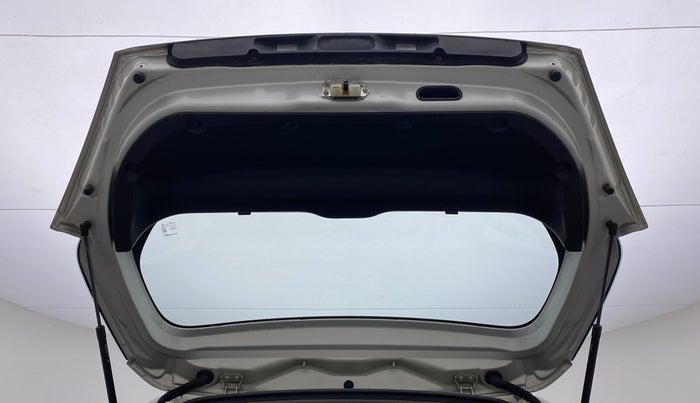 2016 Maruti Swift VXI, Petrol, Manual, 32,381 km, Boot Door Open