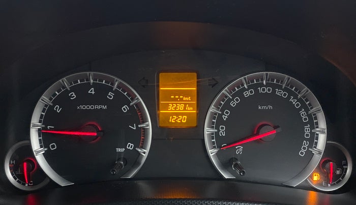 2016 Maruti Swift VXI, Petrol, Manual, 32,381 km, Odometer Image