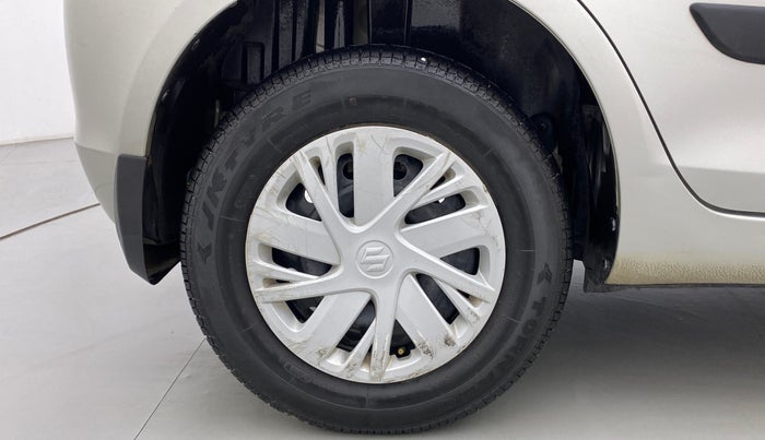 2016 Maruti Swift VXI, Petrol, Manual, 32,381 km, Right Rear Wheel