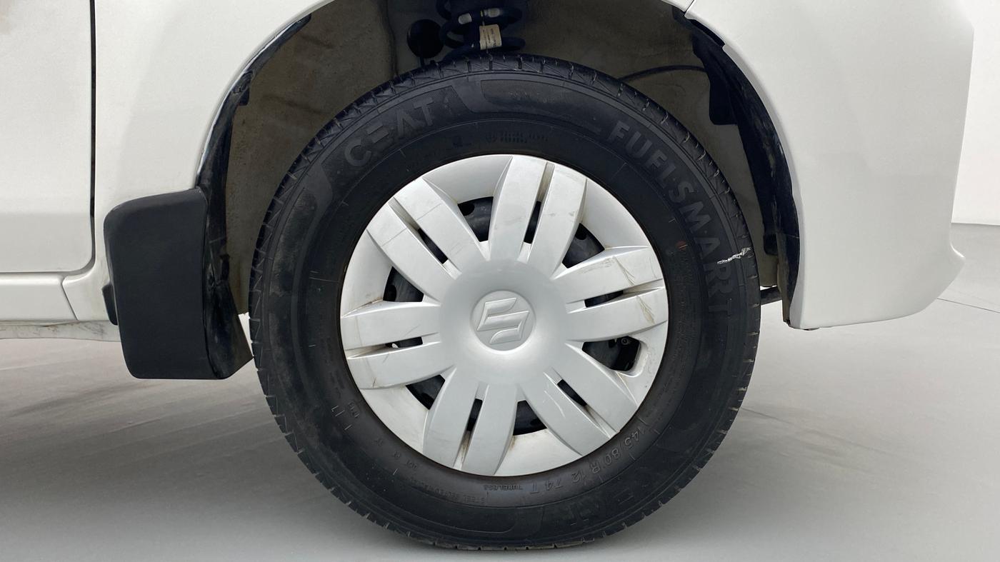 2019 Maruti Alto LXI, Petrol, Manual, 17,754 km, Right Front Wheel