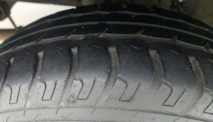 2017 Datsun Go T, Petrol, Manual, 55,770 km, Right Rear Tyre Tread