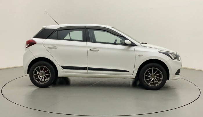 2016 Hyundai Elite i20 MAGNA 1.2, Petrol, Manual, 43,099 km, Right Side View