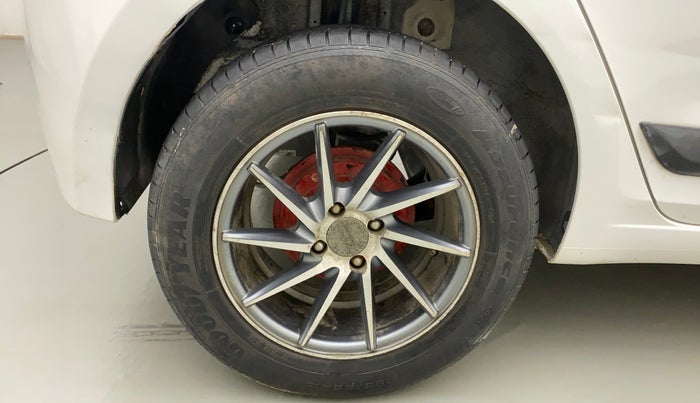 2016 Hyundai Elite i20 MAGNA 1.2, Petrol, Manual, 43,099 km, Right Rear Wheel
