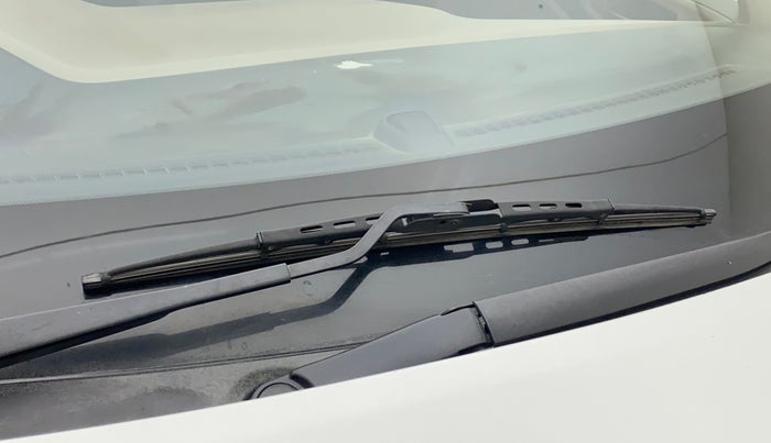 2016 Hyundai Elite i20 MAGNA 1.2, Petrol, Manual, 43,099 km, Front windshield - Noise From Wiper System