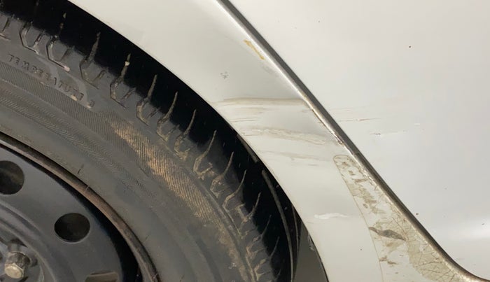2011 Maruti Swift VXI, Petrol, Manual, 1,34,096 km, Right quarter panel - Minor scratches