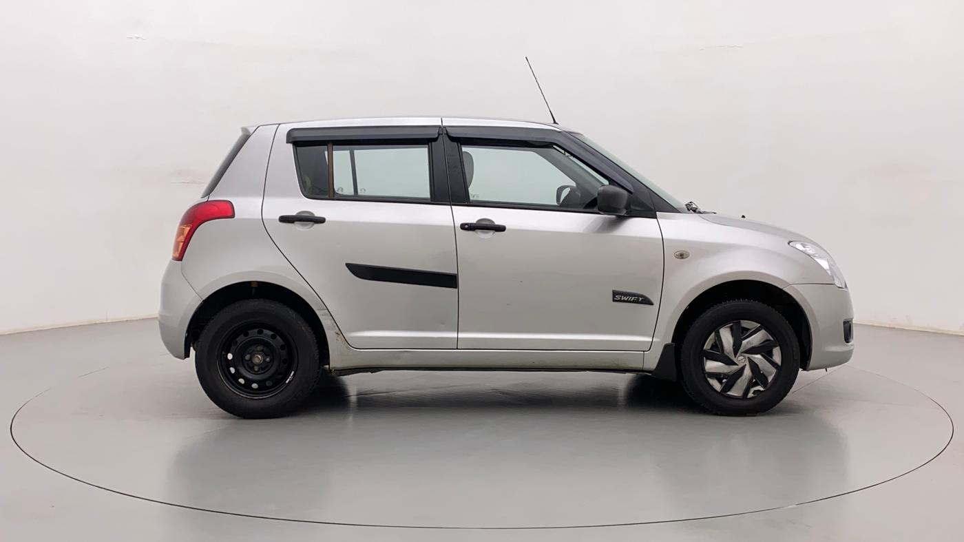2011 Maruti Swift VXI, Petrol, Manual, 1,34,096 km, Right Side View