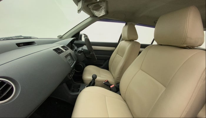 2011 Maruti Swift VXI, Petrol, Manual, 1,34,096 km, Right Side Front Door Cabin