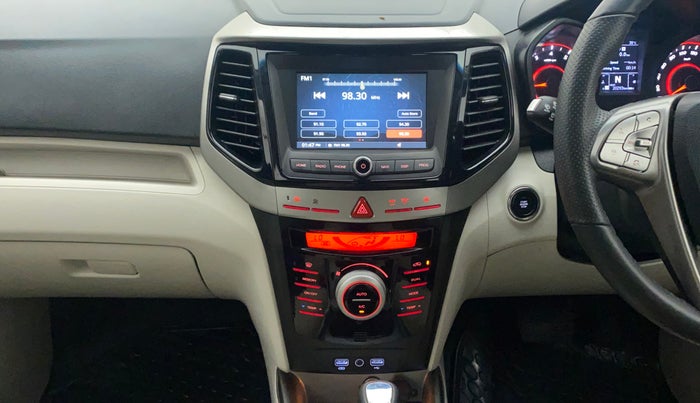 2022 Mahindra XUV300 W8 (O) 1.2 PETROL AMT, Petrol, Automatic, 20,556 km, Air Conditioner