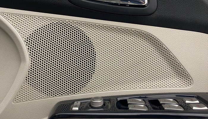 2022 Mahindra XUV300 W8 (O) 1.2 PETROL AMT, Petrol, Automatic, 20,556 km, Speaker