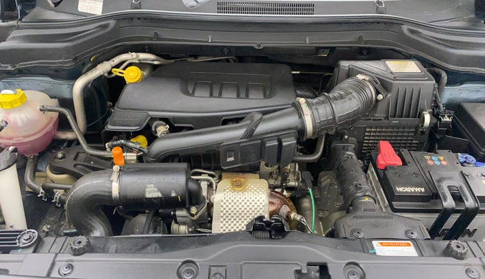 2022 Mahindra XUV300 W8 (O) 1.2 PETROL AMT, Petrol, Automatic, 20,556 km, Open Bonet