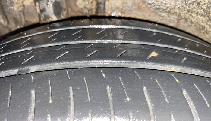 2022 Maruti IGNIS ALPHA 1.2 AMT, Petrol, Automatic, 28,005 km, Right Rear Tyre Tread