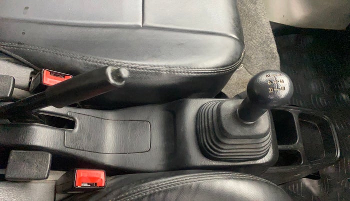 2022 Maruti Eeco 5 STR AC (O), Petrol, Manual, 30,049 km, Gear Lever