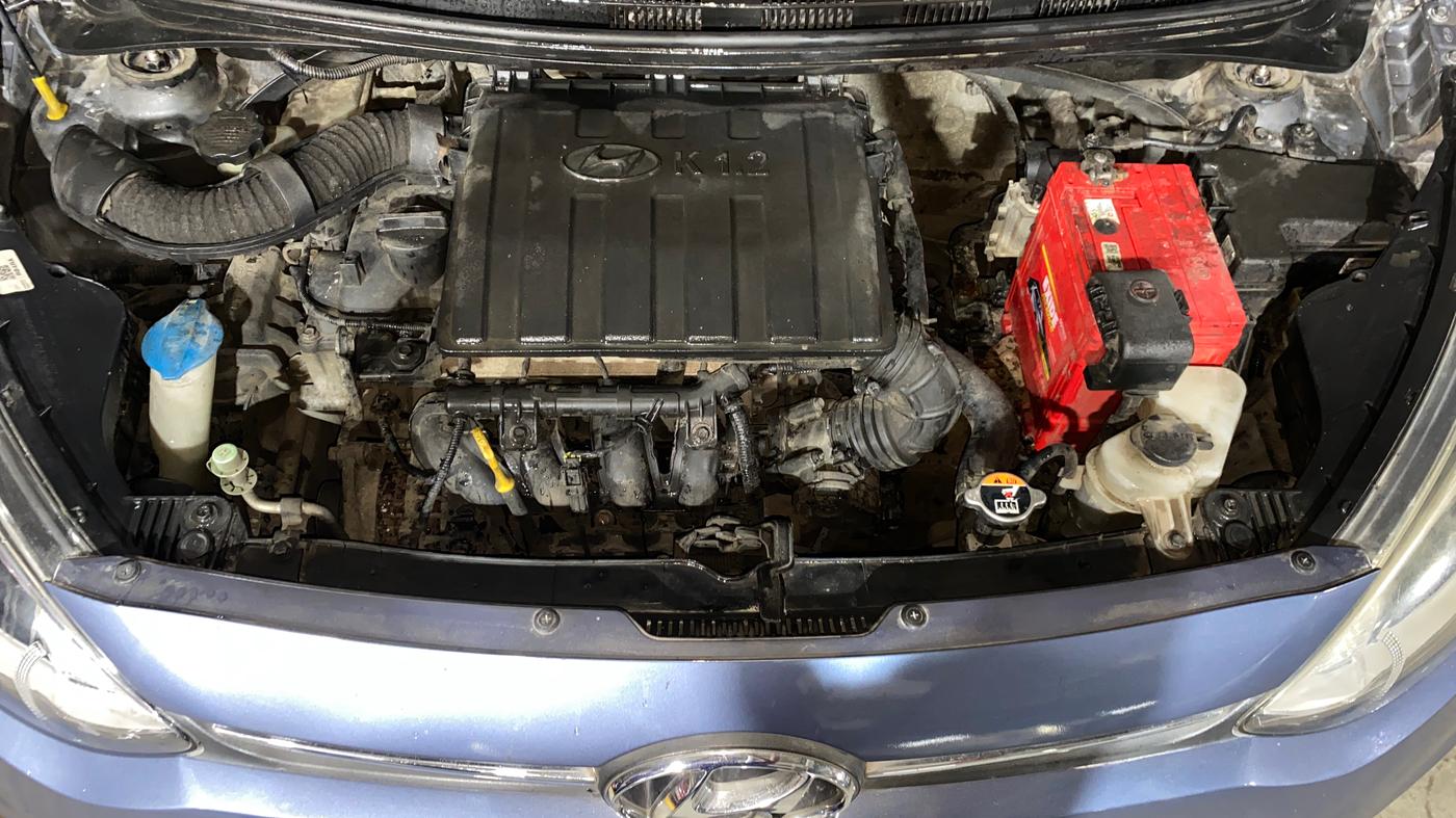 2015 Hyundai Xcent S 1.2, Petrol, Manual, 69,126 km, Engine View