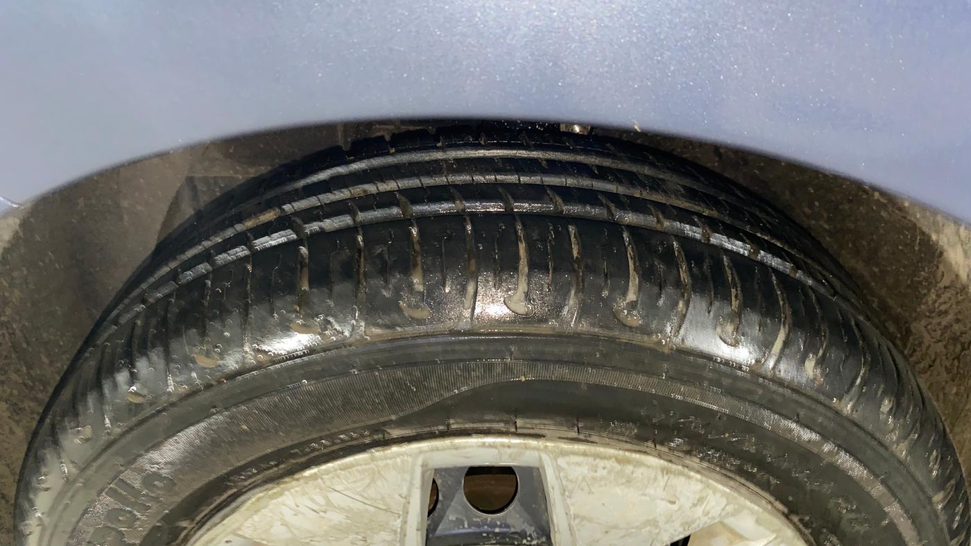 2015 Hyundai Xcent S 1.2, Petrol, Manual, 69,126 km, Left Front Tyre Tread