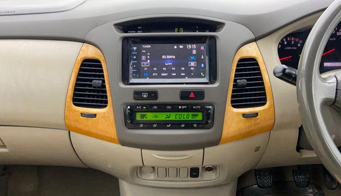 2009 Toyota Innova 2.5 V 8 STR, Diesel, Manual, 2,06,512 km, Air Conditioner