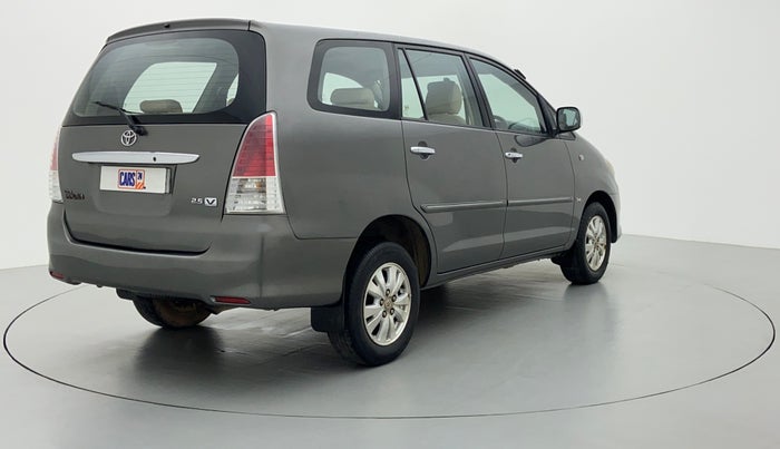 2009 Toyota Innova 2.5 V 8 STR, Diesel, Manual, 2,06,512 km, Right Back Diagonal