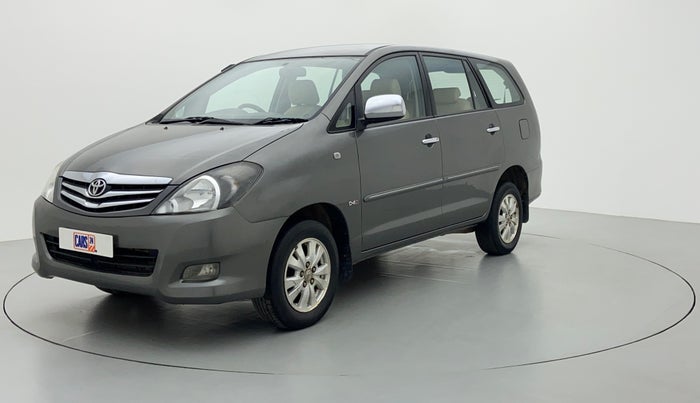 2009 Toyota Innova 2.5 V 8 STR, Diesel, Manual, 2,06,512 km, Left Front Diagonal