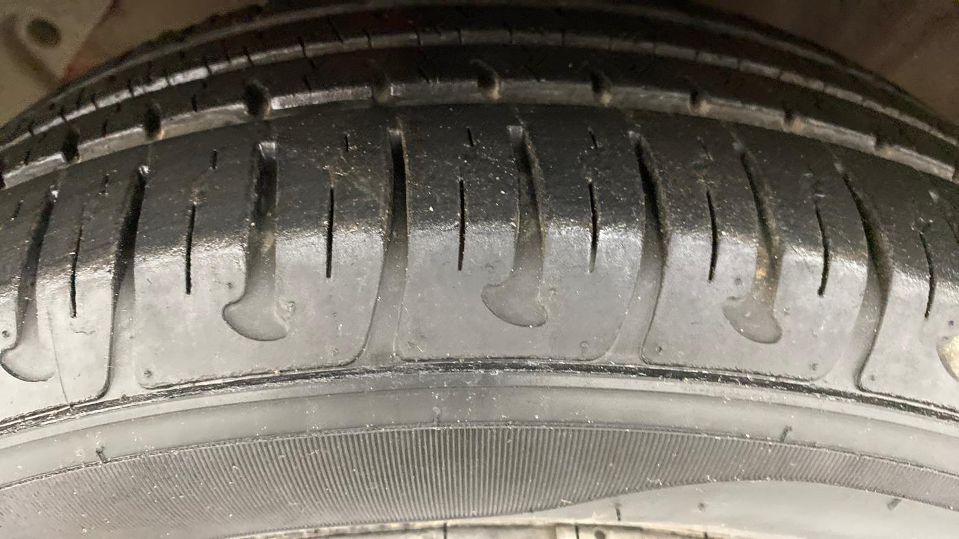 2019 Hyundai Grand i10 SPORTZ 1.2 KAPPA VTVT, Petrol, Manual, 7,107 km, Left Front Tyre Tread