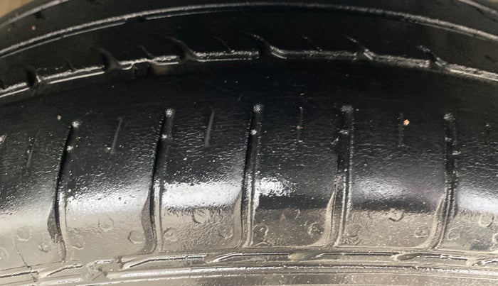 2021 Honda Jazz 1.2L I-VTEC VX CVT, Petrol, Automatic, 29,399 km, Right Front Tyre Tread