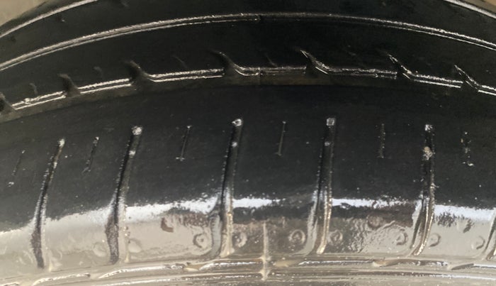 2021 Honda Jazz 1.2L I-VTEC VX CVT, Petrol, Automatic, 29,399 km, Left Front Tyre Tread