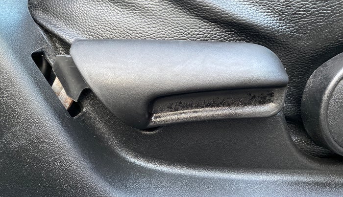 2022 Maruti Vitara Brezza ZXI PLUS, Petrol, Manual, 46,520 km, Driver Side Adjustment Panel