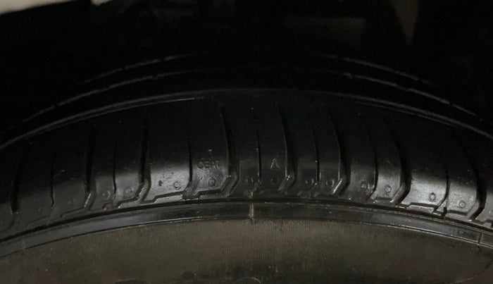 2018 Ford Ecosport TITANIUM + 1.5L PETROL AT, Petrol, Automatic, 51,428 km, Right Front Tyre Tread