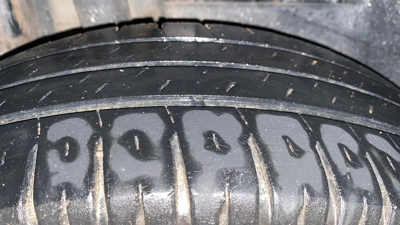 2021 Maruti Dzire ZXI Plus AMT, Petrol, Automatic, 49,389 km, Right Rear Tyre Tread