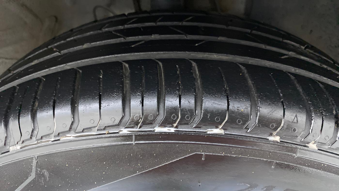 2019 Hyundai VENUE 1.0L Turbo GDI SX(O) MT, Petrol, Manual, 14,847 km, Right Front Tyre Tread