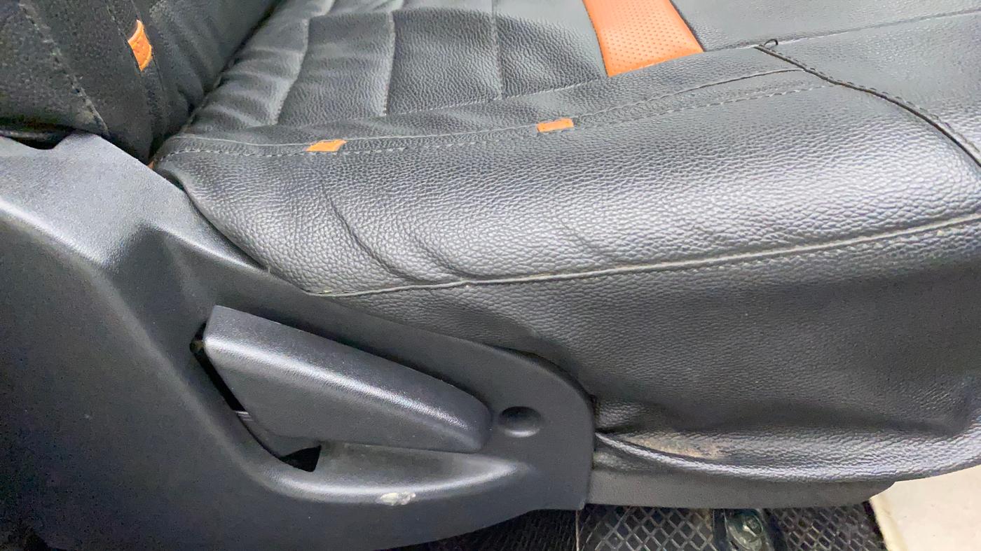 2018 Datsun Go Plus T, Petrol, Manual, 23,255 km, Driver Side Adjustment Panel