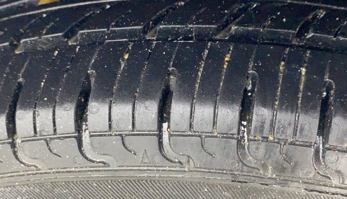 2018 Hyundai NEW SANTRO MAGNA AMT, Petrol, Automatic, 59,835 km, Left Rear Tyre Tread