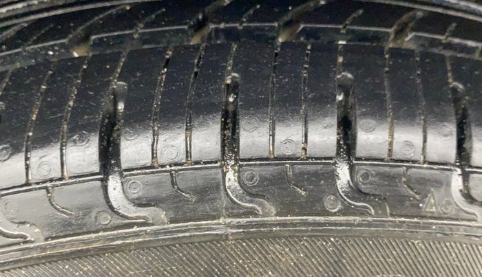 2018 Hyundai NEW SANTRO MAGNA AMT, Petrol, Automatic, 59,835 km, Right Rear Tyre Tread