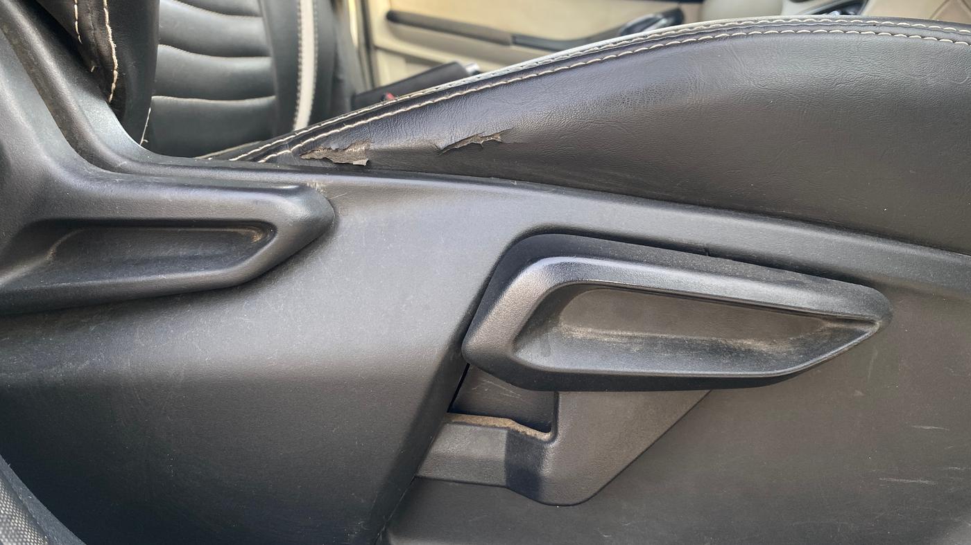2023 Tata TIGOR XZ PLUS CNG, CNG, Manual, 51,383 km, Driver Side Adjustment Panel