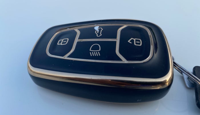 2023 Tata TIGOR XZ PLUS CNG, CNG, Manual, 51,370 km, Key Close Up