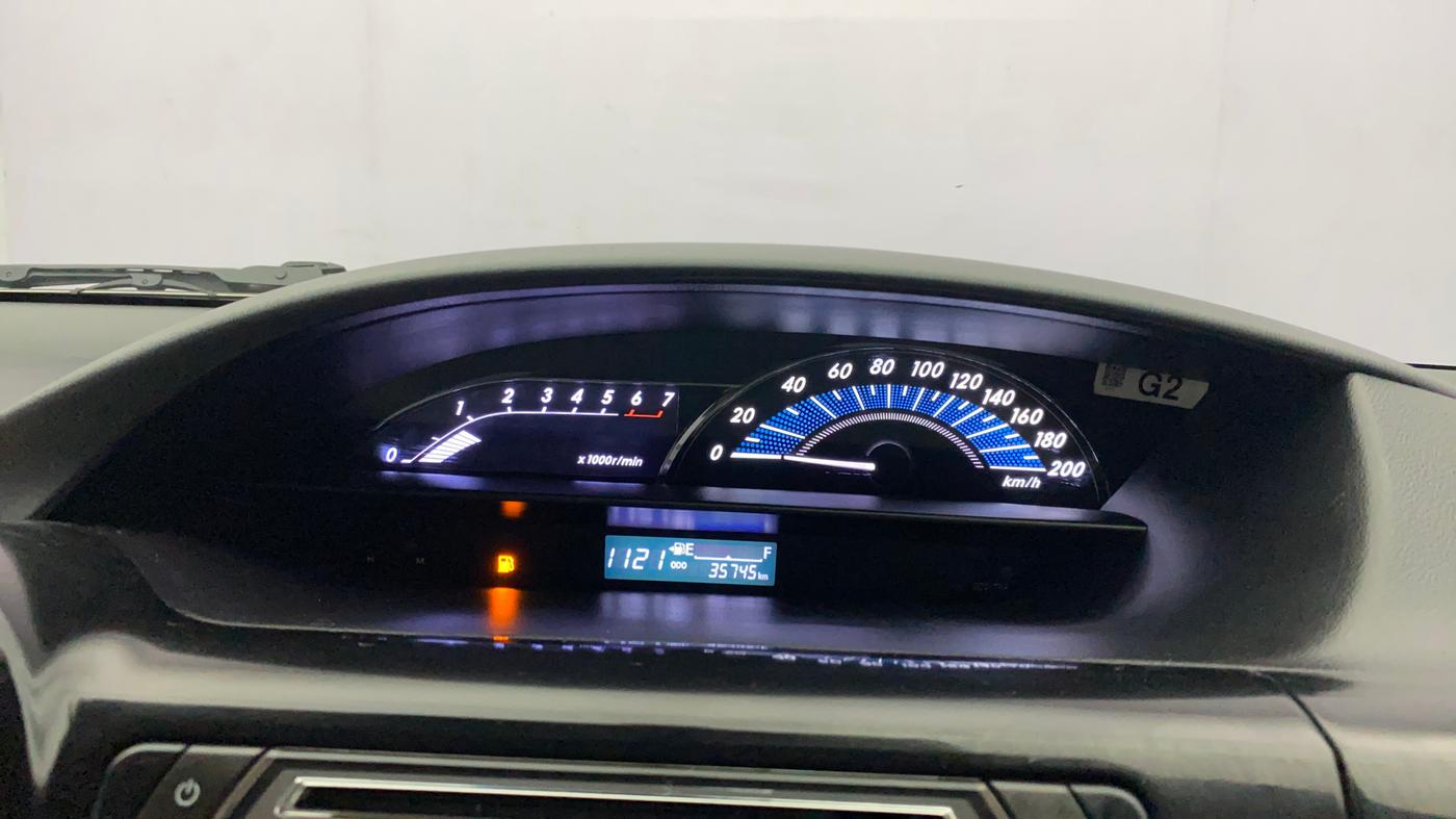 2019 Toyota Etios Liva V DUAL TONE, Petrol, Manual, 35,886 km, Odometer Image