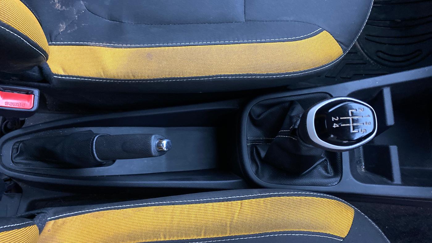 2023 Renault Kwid CLIMBER MT 1.0, Petrol, Manual, 56,458 km, Gear Lever