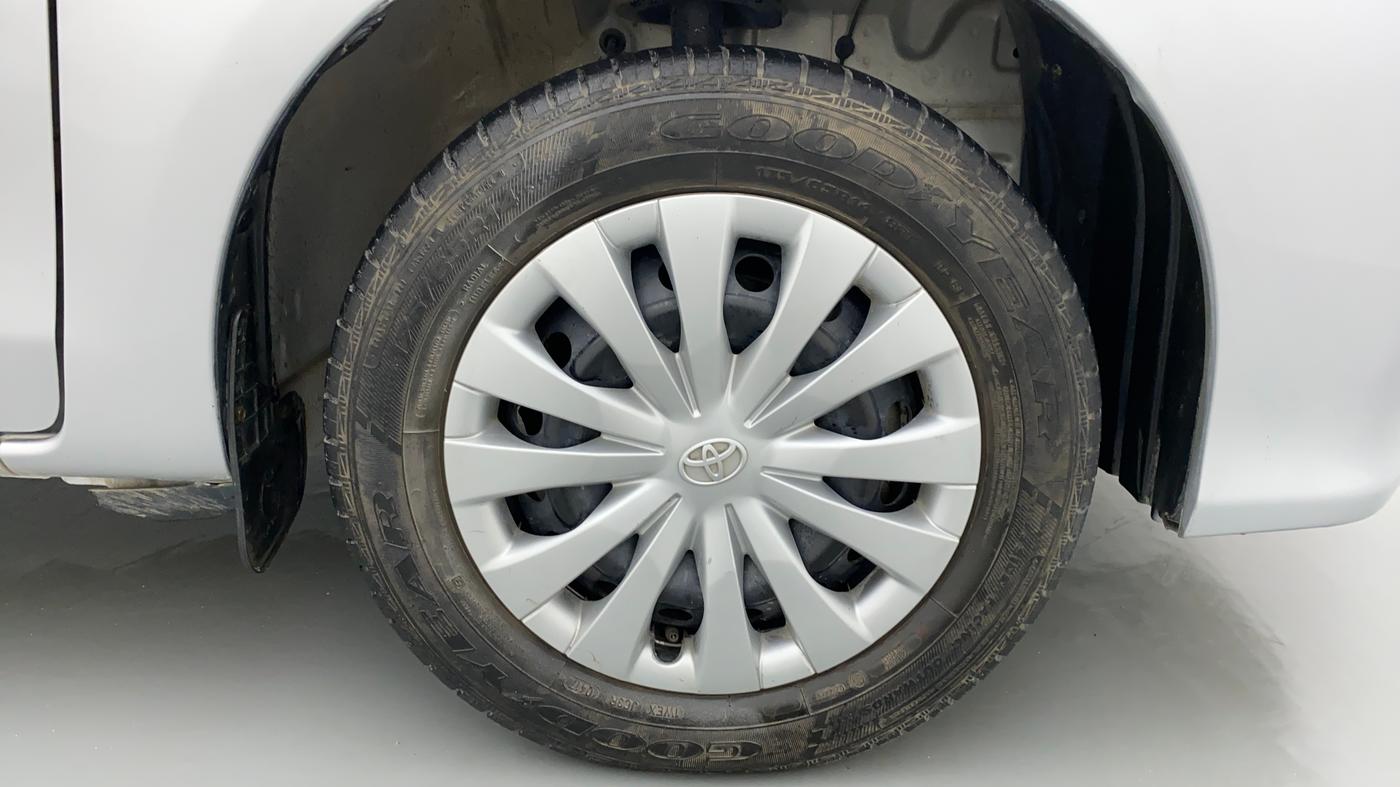 2017 Toyota Etios Liva D 4D VD, Diesel, Manual, 20,283 km, Right Front Wheel