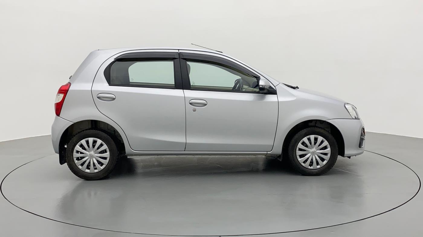2017 Toyota Etios Liva D 4D VD, Diesel, Manual, 20,283 km, Right Side