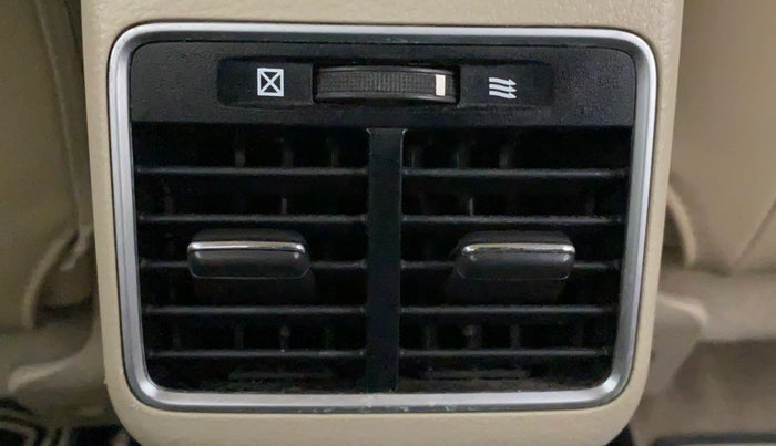 2016 Maruti Ciaz ZDI SHVS, Diesel, Manual, 60,384 km, Rear AC Vents