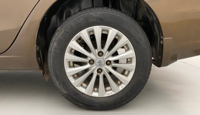 2016 Maruti Ciaz ZDI SHVS, Diesel, Manual, 60,384 km, Left Rear Wheel