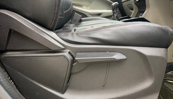 2016 Ford Ecosport TITANIUM 1.5L DIESEL, Diesel, Manual, 1,42,699 km, Driver Side Adjustment Panel