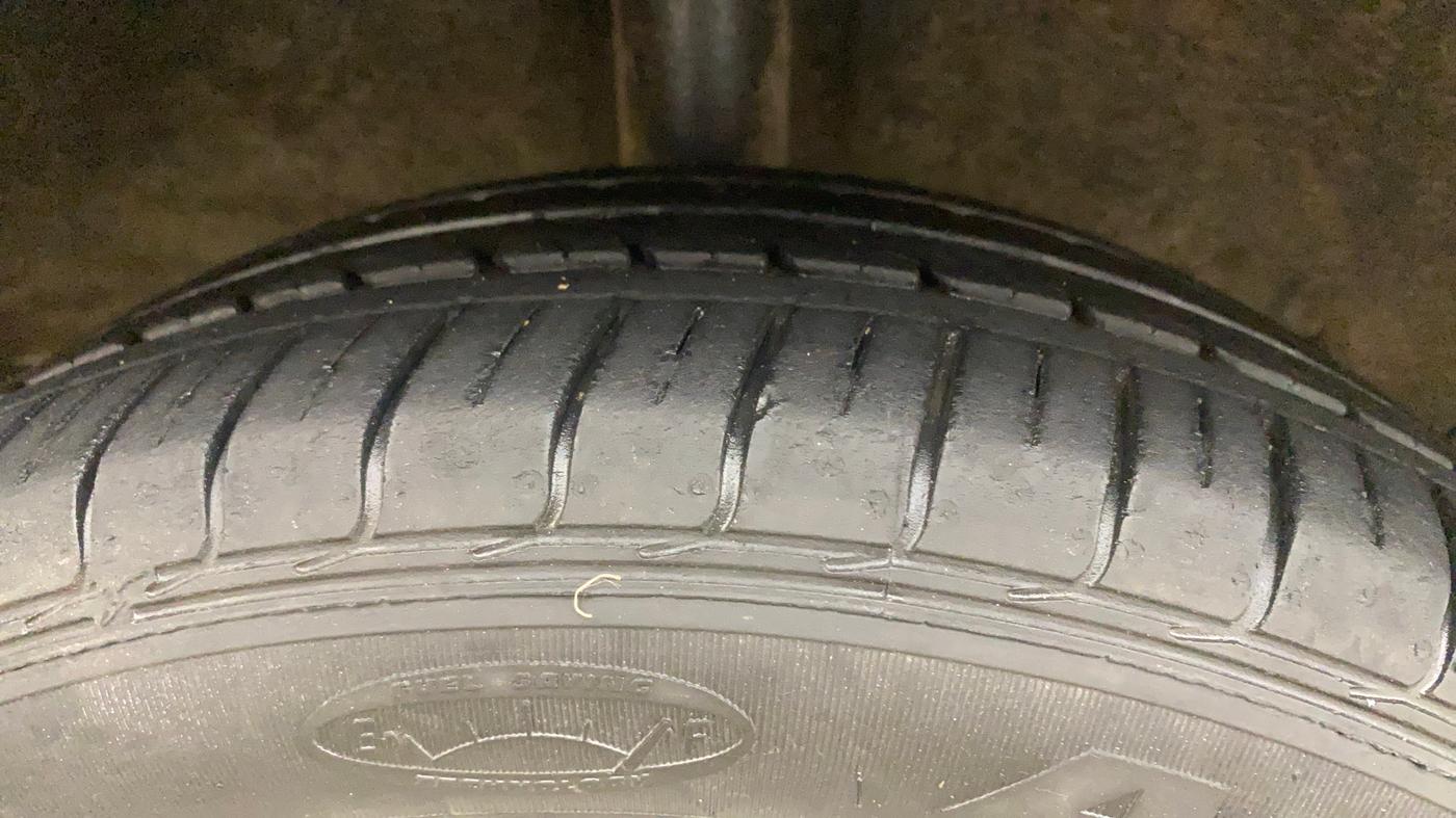 2014 Toyota Etios G, Petrol, Manual, 75,687 km, Right Rear Tyre Tread