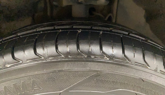 2018 Tata TIGOR XT PETROL, Petrol, Manual, 64,814 km, Right Front Tyre Tread