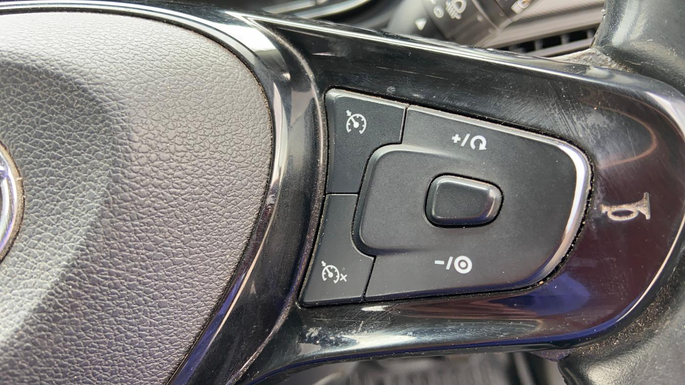 2022 Tata NEXON XZ PLUS (O) PETROL, Petrol, Manual, 52,262 km, Adaptive Cruise Control