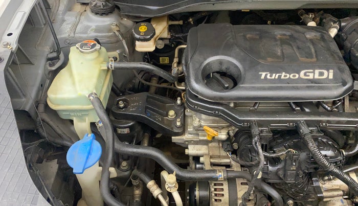 2020 Hyundai VENUE SX 1.0 (O) TURBO IMT DUAL TONE, Petrol, Manual, 36,989 km, Engine View - Right