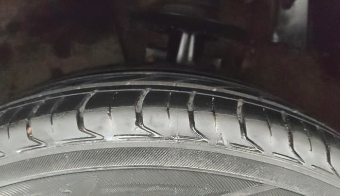 2014 Volkswagen Polo GT TSI AT, Petrol, Automatic, 84,906 km, Left Front Tyre Tread