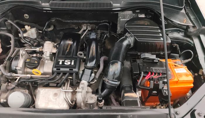 2014 Volkswagen Polo GT TSI AT, Petrol, Automatic, 84,906 km, Engine View - Left